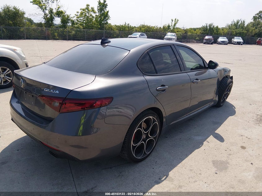2022 Alfa romeo Giulia VIN ZARFAMBN7N7654778 IAAI salvage auction — RIGHT FRONT, Salvage (Missouri), sold $7,900 on 2026-07-07 (photo 4)