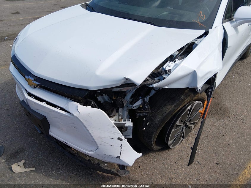 2025 Chevrolet Blazer ev VIN 3GNKDGRJ5SS109915 IAAI salvage auction — LEFT FRONT, Salvage Title, sold $8,200 on 2026-07-28 (photo 6)