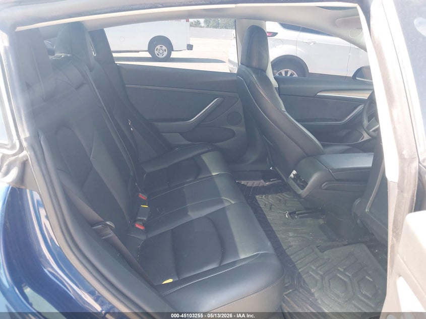2022 Tesla Model 3 VIN 5YJ3E1EB9NF268410 IAAI salvage auction — HAIL, Salvage (Texas), sold $12,850 on 2026-07-09 (photo 8)