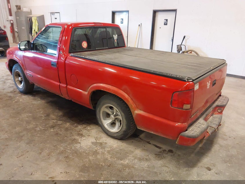 1999 Chevrolet S-10 VIN 1GCCS1445XK127142 IAAI salvage auction — NORMAL WEAR, Clear (Michigan), sold $375 on 2026-07-07 (photo 3)