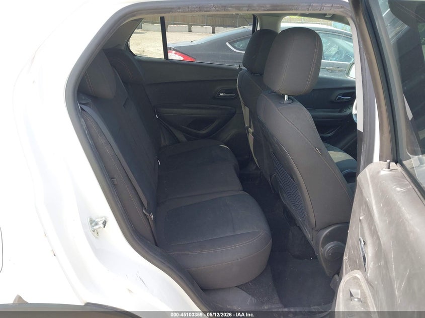 2020 Chevrolet Trax VIN KL7CJKSB3LB314400 IAAI salvage auction — NORMAL WEAR, Clear (Illinois), sold $25 on 2026-07-28 (photo 8)