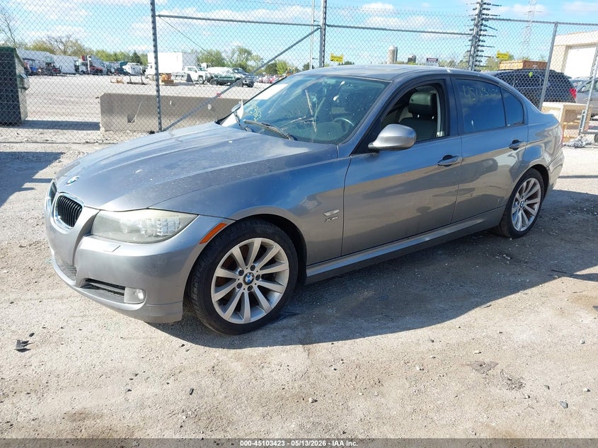2011 BMW 3er VIN WBAPK5G53BNN31185 IAAI salvage auction — WATER/FLOOD, Junk Bill Of Sale Mv2459 (Wisconsin), sold $275 on 2026-08-04 (photo 2)