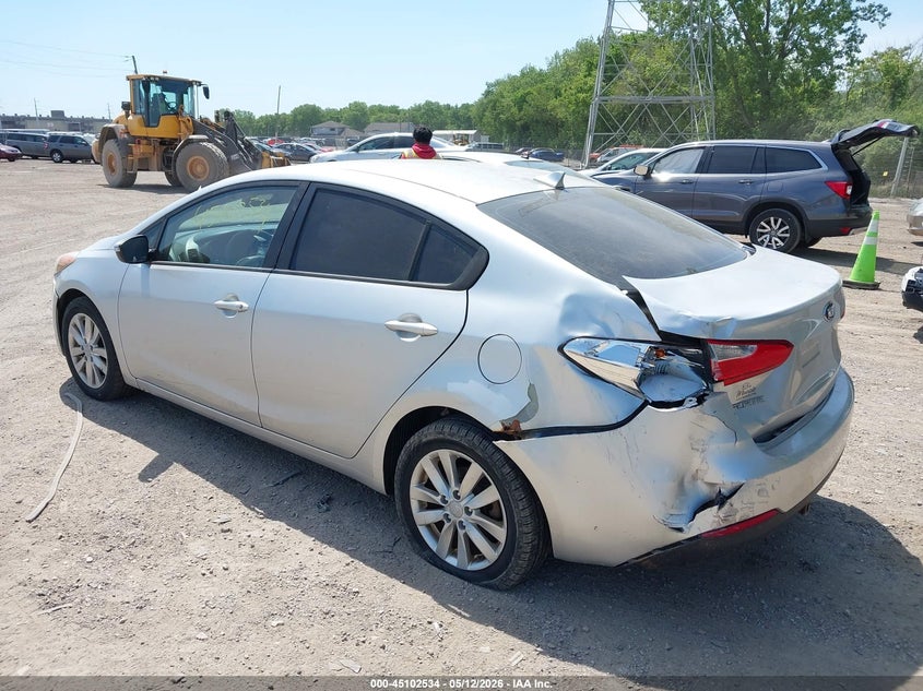 2014 Kia Forte VIN KNAFX4A65E5165047 IAAI salvage auction — FRONT & REAR, Clear (Indiana), sold $1,100 on 2026-07-08 (photo 3)