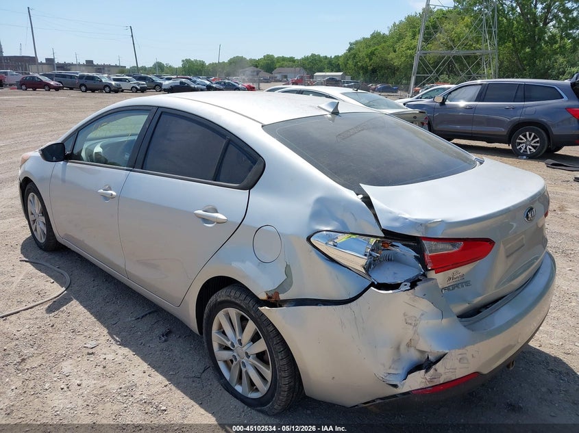 2014 Kia Forte VIN KNAFX4A65E5165047 IAAI salvage auction — FRONT & REAR, Clear (Indiana), sold $1,100 on 2026-07-08 (photo 6)
