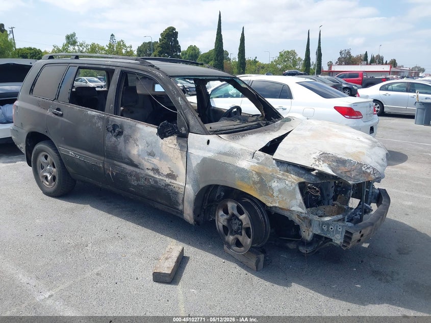 2006 Toyota Highlander VIN JTEGD21A660142556 IAAI salvage auction — ENGINE BURN, Non-Repairable (California), sold $200 on 2026-07-09 (photo 1)