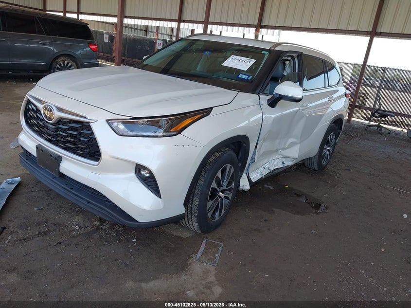 2021 Toyota Highlander VIN 5TDGZRAH0MS533269 IAAI salvage auction — LEFT SIDE, Original (Texas), sold $17,000 on 2026-07-21 (photo 2)