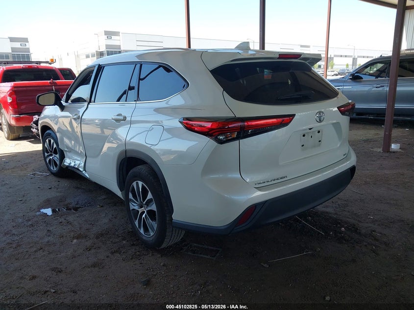 2021 Toyota Highlander VIN 5TDGZRAH0MS533269 IAAI salvage auction — LEFT SIDE, Original (Texas), sold $17,000 on 2026-07-21 (photo 3)