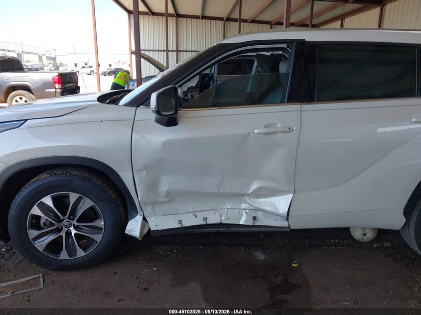 2021 Toyota Highlander VIN 5TDGZRAH0MS533269 IAAI salvage auction — LEFT SIDE, Original (Texas), sold $17,000 on 2026-07-21 (photo 6)
