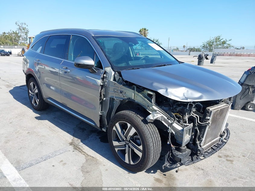 2023 Kia Sorento VIN KNDRHDLG1P5175533 IAAI salvage auction — FRONT & REAR, Salvage (California), sold $8,800 on 2026-07-15 (photo 1)