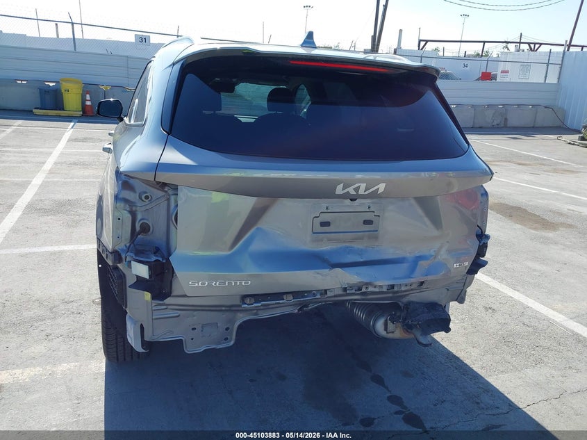 2023 Kia Sorento VIN KNDRHDLG1P5175533 IAAI salvage auction — FRONT & REAR, Salvage (California), sold $8,800 on 2026-07-15 (photo 6)