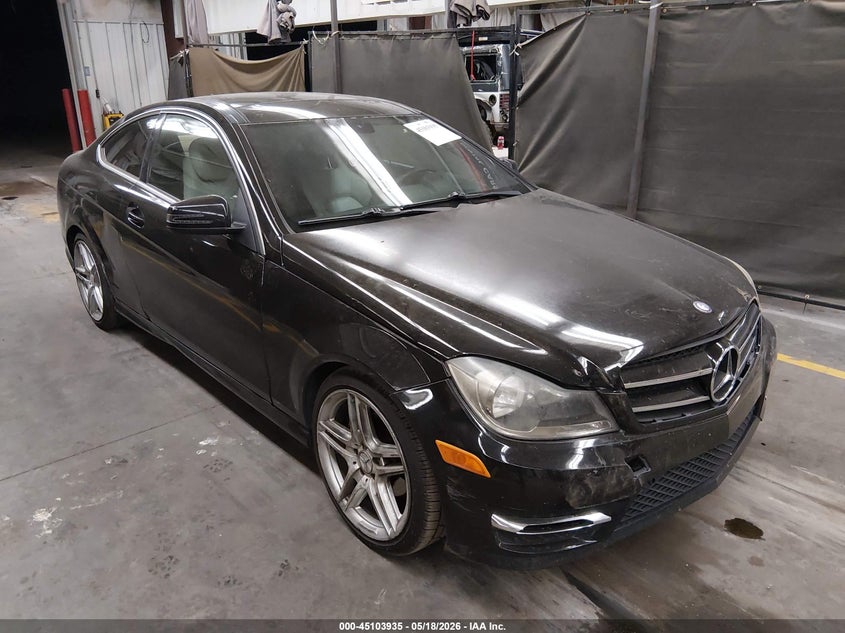 2012 Mercedes-benz C-klasse VIN WDDGJ4HB6CF911675 IAAI salvage auction — FRONT END, Salvage (Arizona), sold $950 on 2026-07-28 (photo 1)