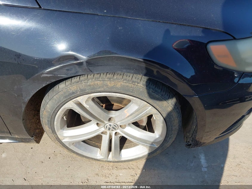 2014 Volkswagen Passat cc VIN WVWBP7AN1EE501433 IAAI salvage auction — LEFT SIDE, Salvage (Texas), sold $650 on 2026-07-07 (photo 6)