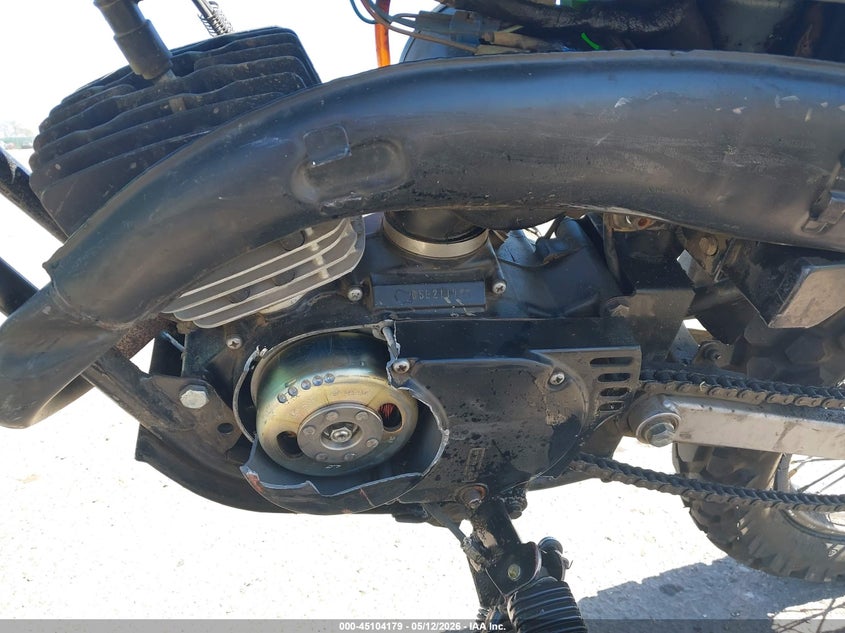 2001 Kawasaki VIN JKAKETB121C051799 IAAI salvage auction — ROLLOVER, Regular (South Dakota), sold $225 on 2026-07-14 (photo 9)