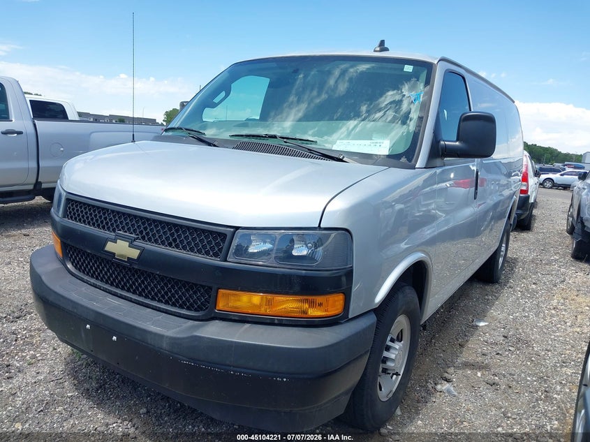 2018 Chevrolet Express 2500 VIN 1GCWGAFG4J1272756 IAAI salvage auction — RIGHT SIDE, Sf97 (Utah), sold $21,200 on 2026-07-08 (photo 2)