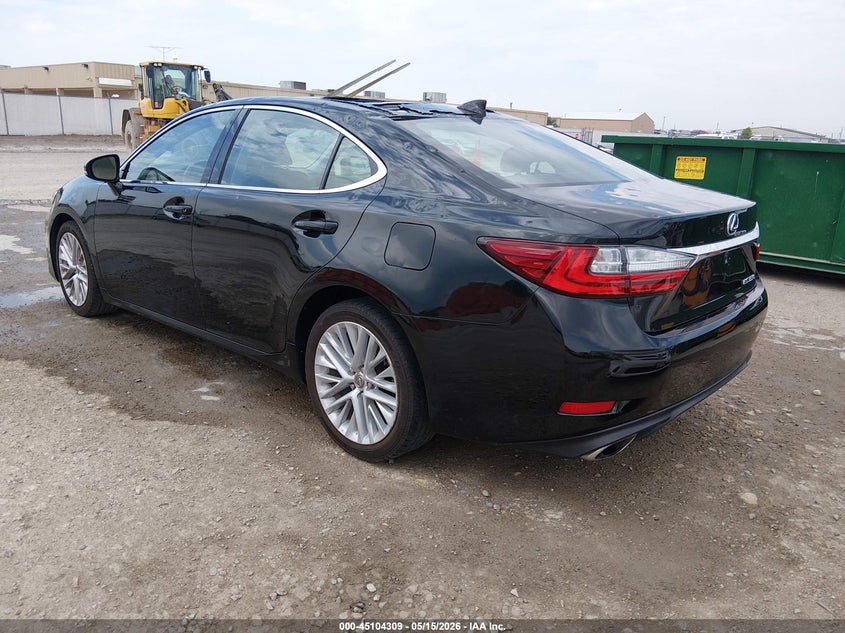 2018 Lexus ES VIN 58ABK1GG0JU090311 IAAI salvage auction — HAIL, Salvage Title, sold $8,900 on 2026-09-11 (photo 3)