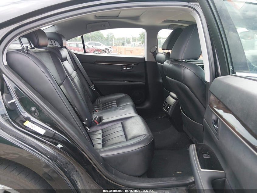 2018 Lexus ES VIN 58ABK1GG0JU090311 IAAI salvage auction — HAIL, Salvage Title, sold $8,900 on 2026-09-11 (photo 8)