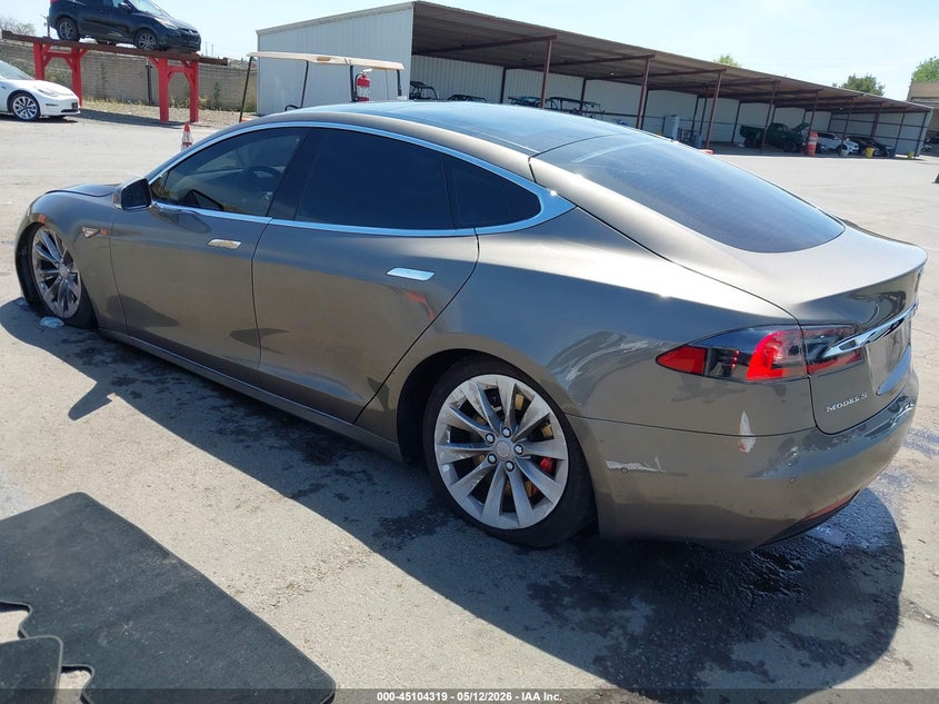 2016 Tesla Model s VIN 5YJSA1E40GF152931 IAAI salvage auction — LEFT SIDE, Salvage (California), sold $6,100 on 2026-07-30 (photo 3)