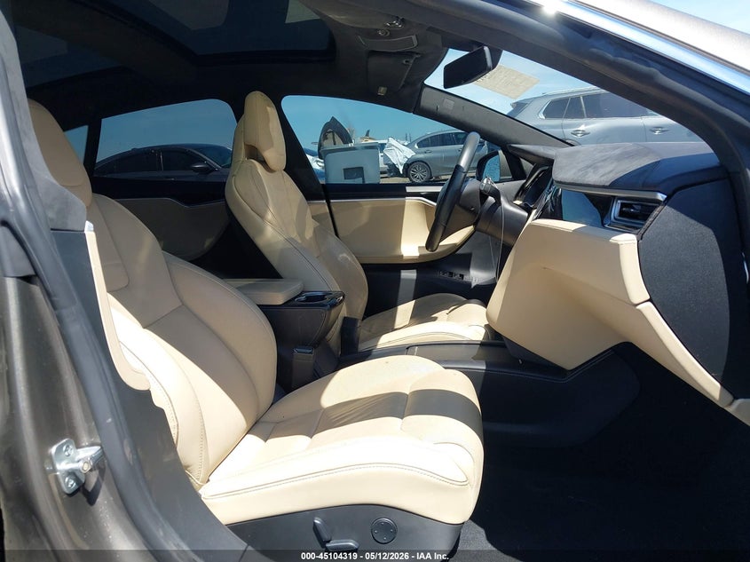 2016 Tesla Model s VIN 5YJSA1E40GF152931 IAAI salvage auction — LEFT SIDE, Salvage (California), sold $6,100 on 2026-07-30 (photo 5)
