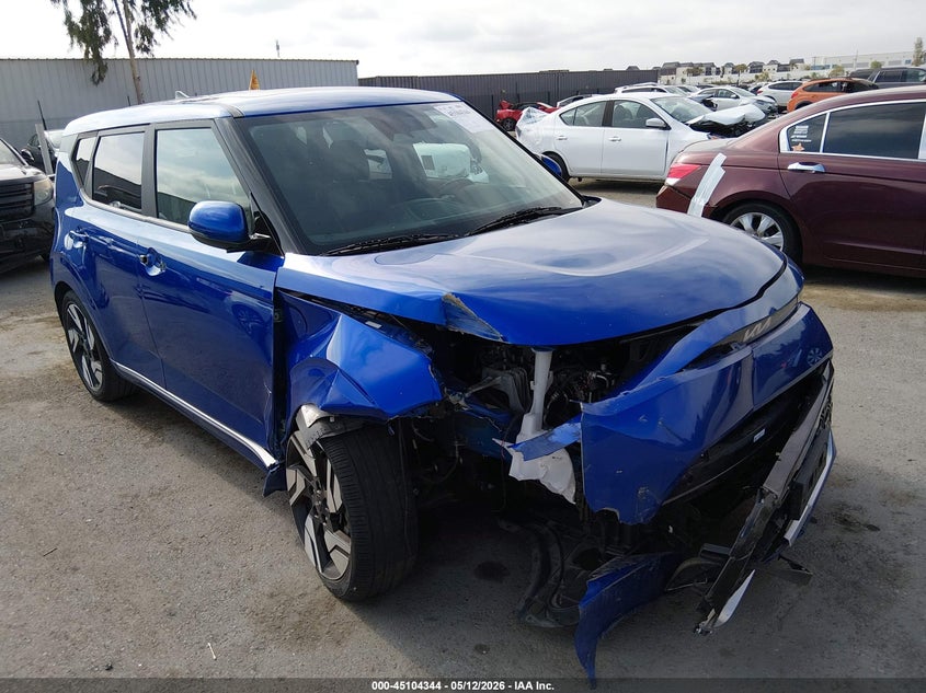 2023 Kia Soul VIN KNDJ53AU9P7200675 IAAI salvage auction — RIGHT SIDE, Salvage (California), sold $2,875 on 2026-07-20 (photo 6)