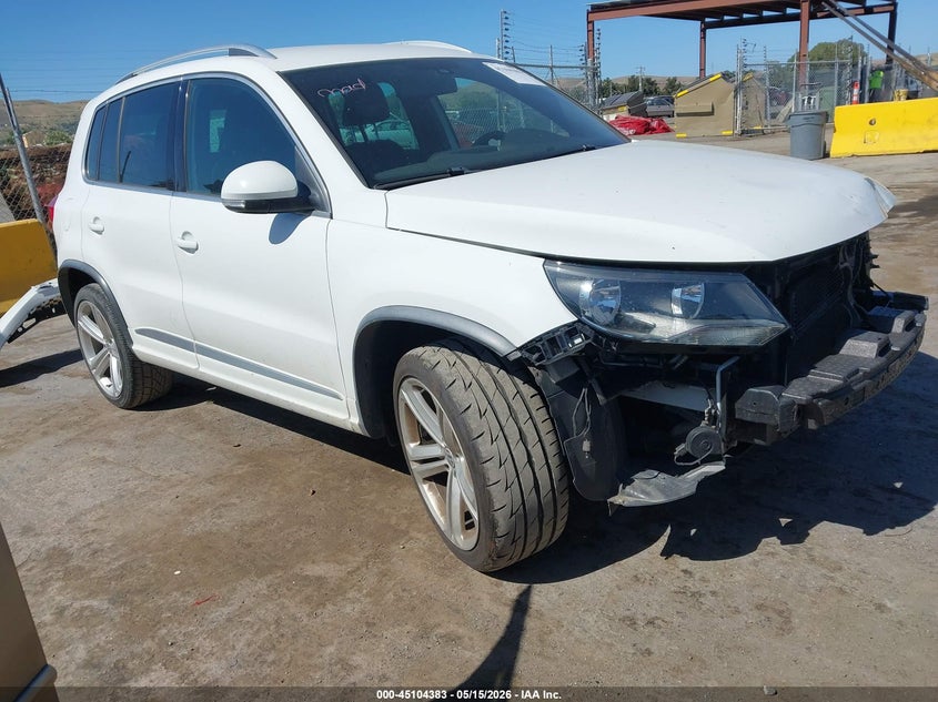 2016 Volkswagen Tiguan VIN WVGAV7AX5GW017602 IAAI salvage auction — FRONT END, Salvage (California), sold $2,900 on 2026-07-16 (photo 1)