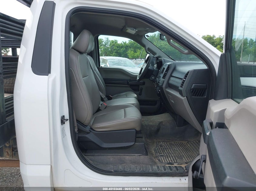 2017 Ford F-350 VIN 1FDRF3G63HED72752 IAAI salvage auction — REAR END, Sf97 (Missouri), sold $15,275 on 2026-07-09 (photo 5)