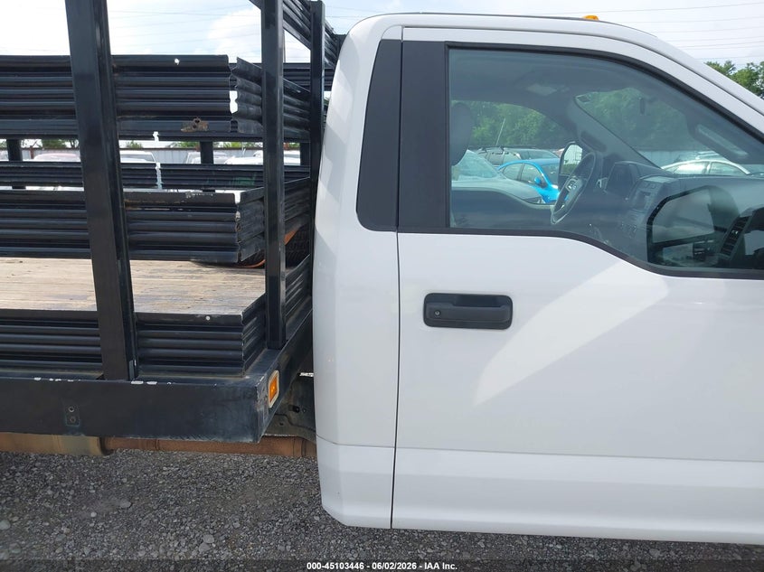 2017 Ford F-350 VIN 1FDRF3G63HED72752 IAAI salvage auction — REAR END, Sf97 (Missouri), sold $15,275 on 2026-07-09 (photo 8)