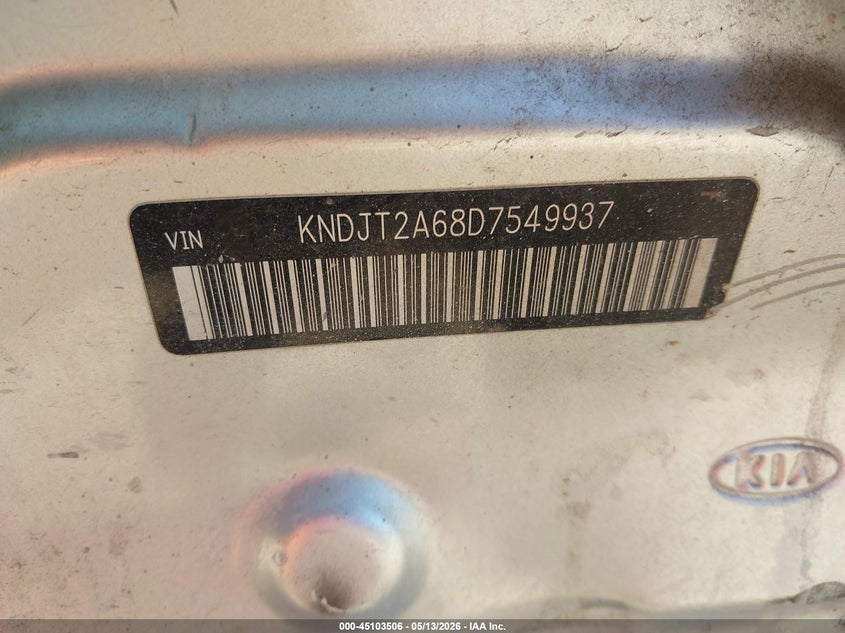 2013 Kia Soul VIN KNDJT2A68D7549937 IAAI salvage auction — RIGHT SIDE, Salvage (Oklahoma), sold $375 on 2026-07-15 (photo 9)
