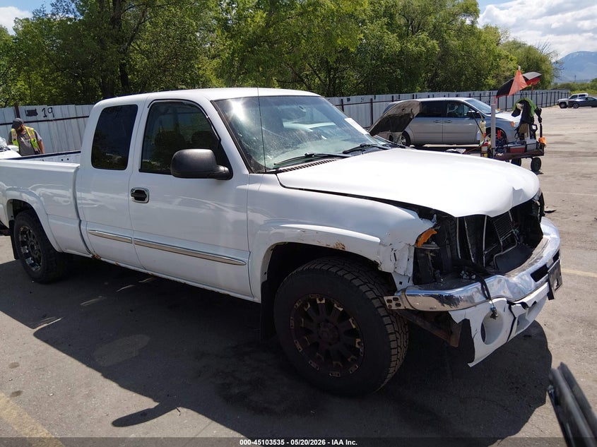 2006 Gmc SIERRA VIN 2GTEK19B261326079 IAAI salvage auction — FRONT END, Clear (Wyoming), sold $1,200 on 2026-07-09 (photo 1)