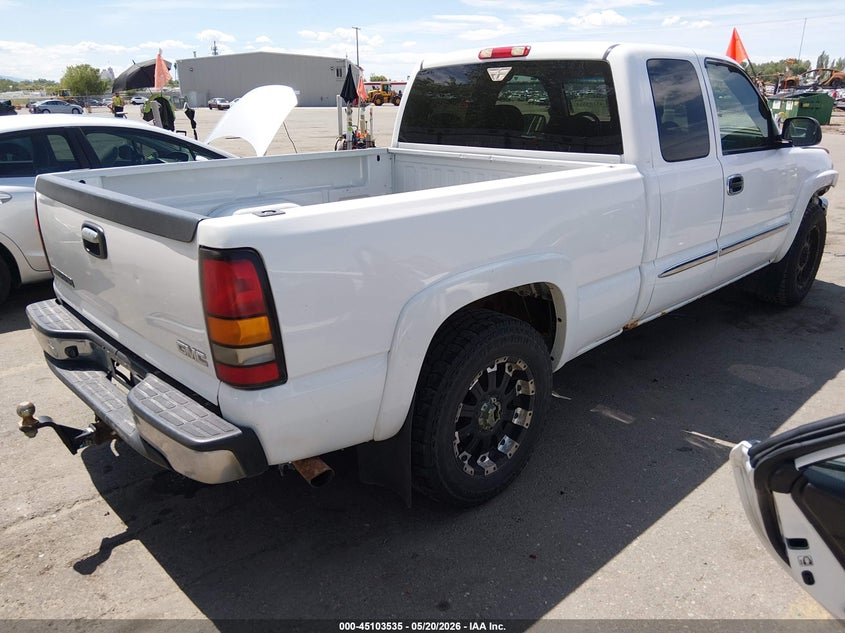 2006 Gmc SIERRA VIN 2GTEK19B261326079 IAAI salvage auction — FRONT END, Clear (Wyoming), sold $1,200 on 2026-07-09 (photo 4)