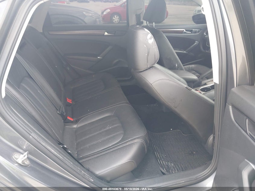 2022 Volkswagen Passat VIN 1VWBA7A37NC008168 IAAI salvage auction — FRONT & REAR, Salvage (Texas), sold $4,750 on 2026-07-10 (photo 8)
