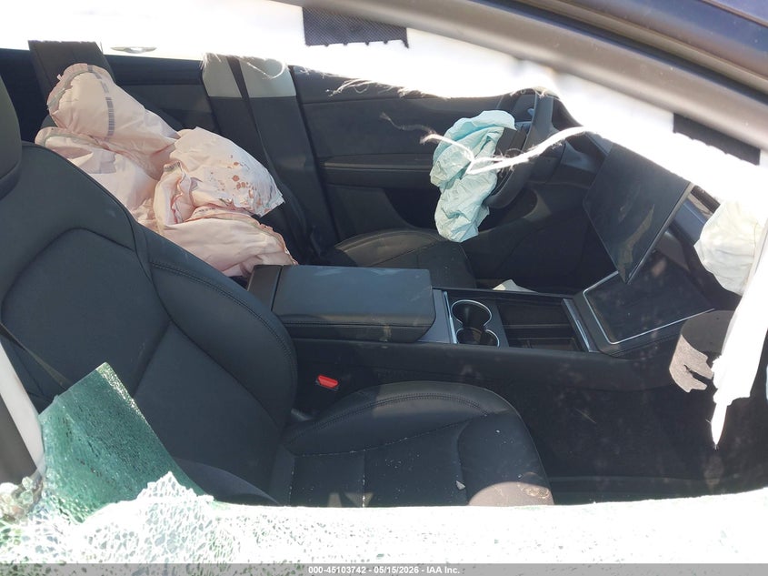 2026 Tesla Model y VIN 7SAYGDED8TA441821 IAAI salvage auction — BIOHAZARD/CHEMICAL, Salvage (Illinois), sold $7,400 on 2026-07-17 (photo 5)
