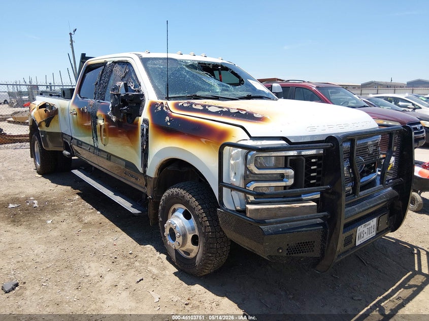 2023 Ford F350 VIN 1FT8W3DT6PED20105 IAAI salvage auction — EXTERIOR BURN, Salvage (Texas), sold $30,500 on 2026-07-28 (photo 1)