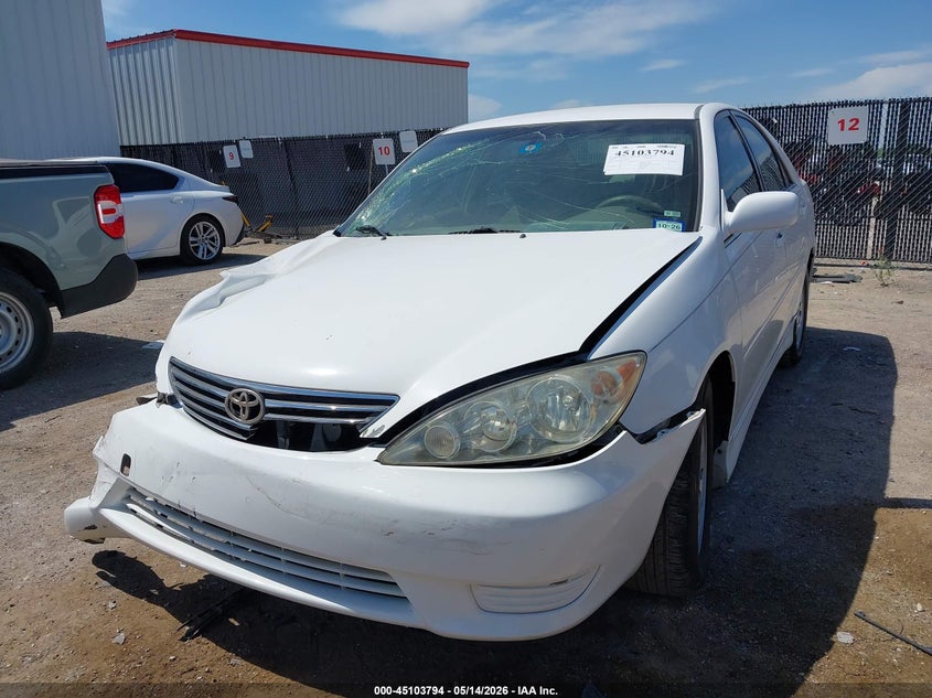 2006 Toyota Camry VIN JTDBE32K063049975 IAAI salvage auction — FRONT END, Salvage (Texas), sold $575 on 2026-07-07 (photo 2)
