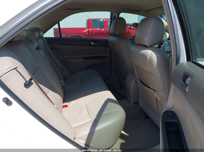 2006 Toyota Camry VIN JTDBE32K063049975 IAAI salvage auction — FRONT END, Salvage (Texas), sold $575 on 2026-07-07 (photo 8)