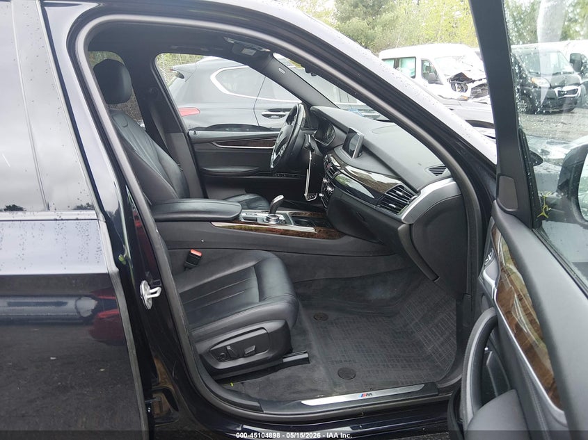 2015 BMW X5 VIN 5UXKR0C55F0P07690 IAAI salvage auction — LEFT SIDE, Salvage (Massachusetts), sold $4,600 on 2026-07-10 (photo 5)