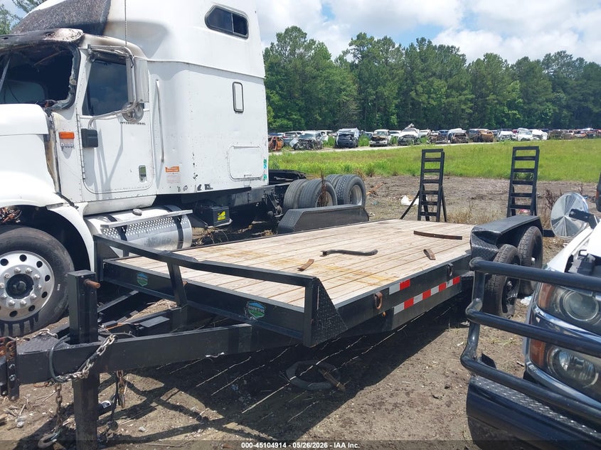 2026 Utility New generation VIN 7Z7BU182XTD003656 IAAI salvage auction — REAR END, Salvage (Tennessee), sold $1,150 on 2026-07-28 (photo 2)