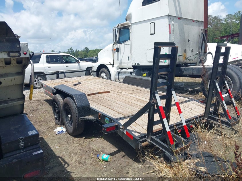 2026 Utility New generation VIN 7Z7BU182XTD003656 IAAI salvage auction — REAR END, Salvage (Tennessee), sold $1,150 on 2026-07-28 (photo 3)