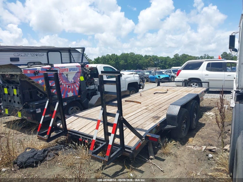 2026 Utility New generation VIN 7Z7BU182XTD003656 IAAI salvage auction — REAR END, Salvage (Tennessee), sold $1,150 on 2026-07-28 (photo 4)