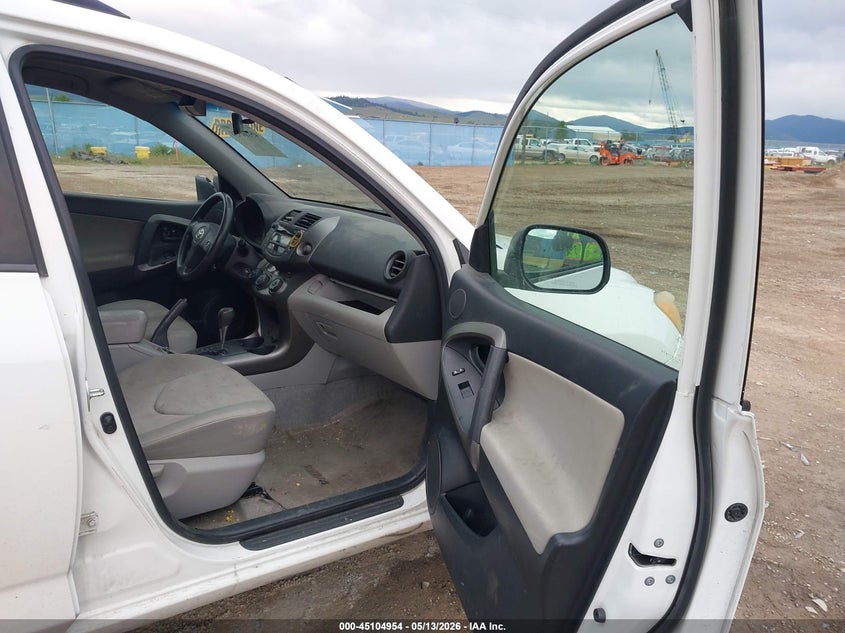 2009 Toyota Rav4 VIN JTMZF33V49D015511 IAAI salvage auction — LEFT SIDE, Clear (Montana), sold $1,275 on 2026-07-22 (photo 5)