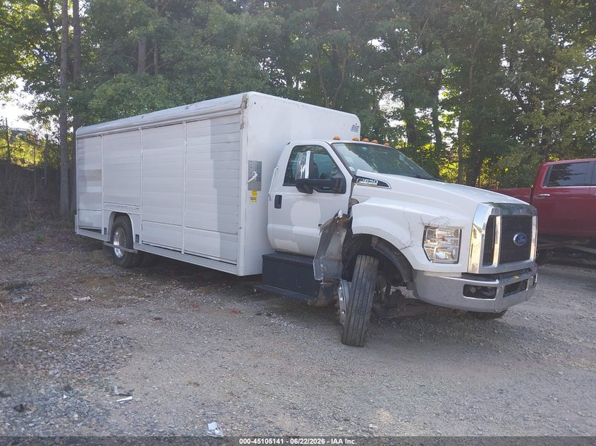2022 Ford F-650 VIN 1FDWF6DC7NDF02547 IAAI salvage auction — RIGHT FRONT, Original (Kentucky), sold $7,150 on 2026-07-09 (photo 1)