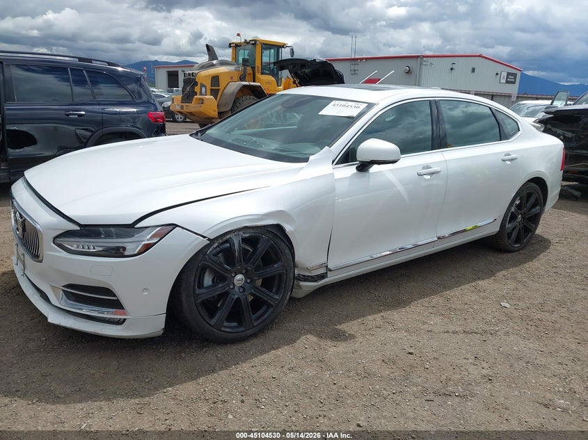 2018 Volvo S90 VIN LVY992ML3JP005725 IAAI salvage auction — FRONT END, Bill Of Sale (Washington), sold $3,725 on 2026-07-21 (photo 2)