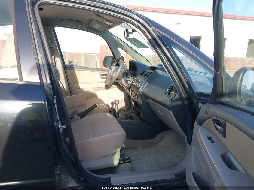 2009 Suzuki Sx4 VIN JS2YC412396201795 IAAI salvage auction — UNKNOWN, Salvage (Illinois), sold $200 on 2026-07-14 (photo 5)