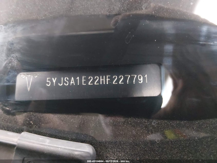 2017 Tesla Model s VIN 5YJSA1E22HF227791 IAAI salvage auction — LEFT SIDE, Salvage (Arizona), sold $3,825 on 2026-07-16 (photo 9)