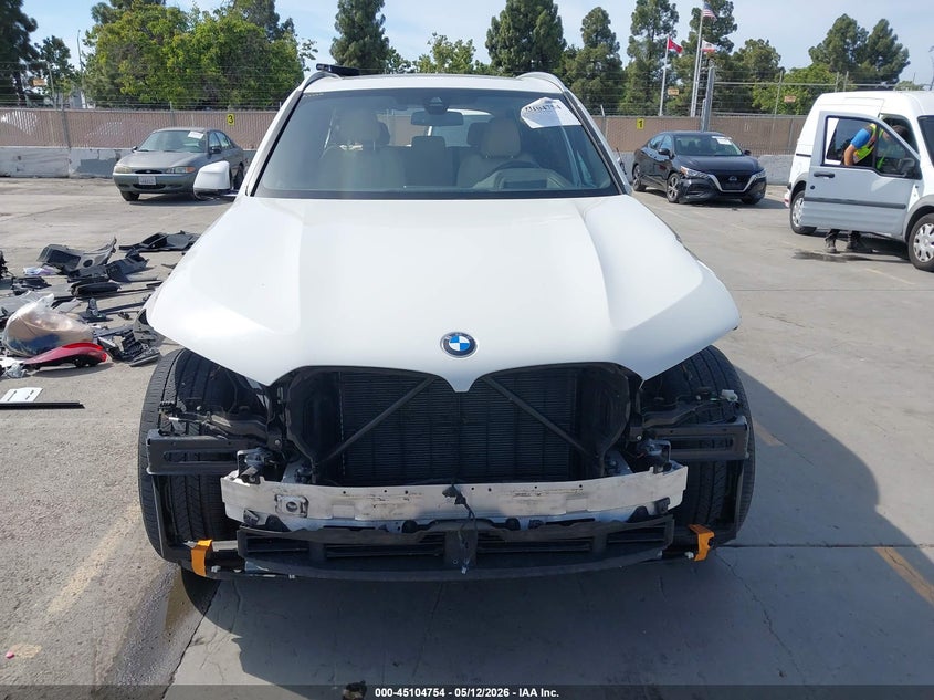 2022 BMW X5 VIN 5UXCR6C02N9N09817 IAAI salvage auction — FRONT & REAR, Salvage (California), sold $20,500 on 2026-07-25 (photo 6)