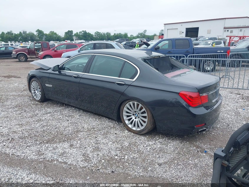 2012 BMW 7er VIN WBAKC8C55CC437918 IAAI salvage auction — NORMAL WEAR, Salvage (Missouri), sold $700 on 2026-07-27 (photo 3)