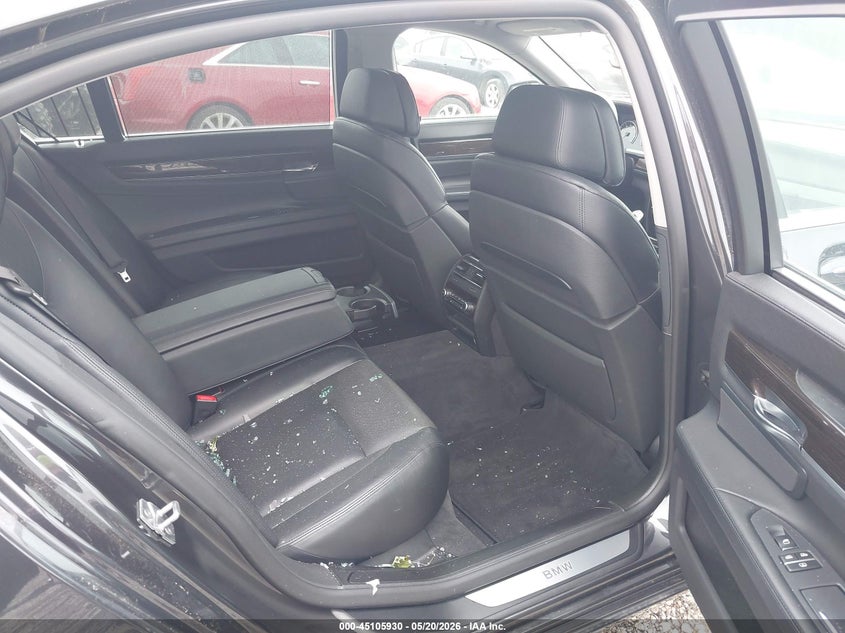 2012 BMW 7er VIN WBAKC8C55CC437918 IAAI salvage auction — NORMAL WEAR, Salvage (Missouri), sold $700 on 2026-07-27 (photo 8)