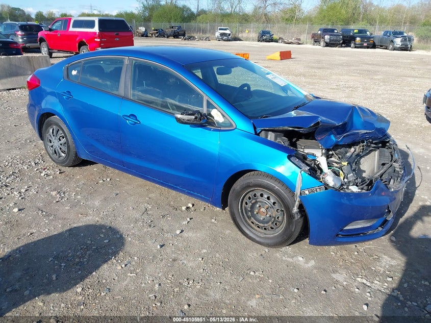 2015 Kia Forte VIN KNAFX4A6XF5332147 IAAI salvage auction — FRONT END, Clear (Wisconsin), sold $425 on 2026-07-23 (photo 1)