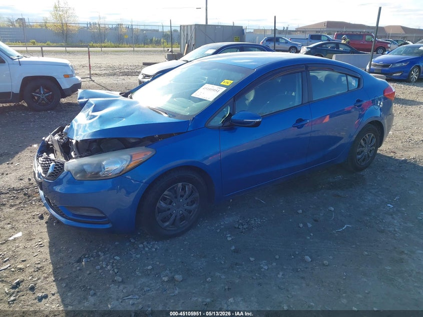 2015 Kia Forte VIN KNAFX4A6XF5332147 IAAI salvage auction — FRONT END, Clear (Wisconsin), sold $425 on 2026-07-23 (photo 2)