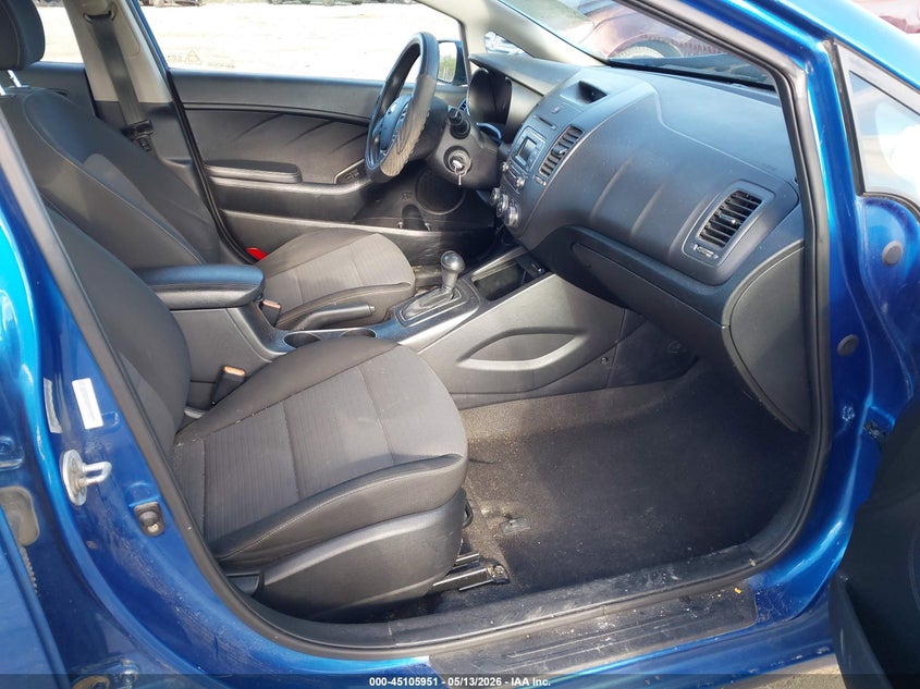 2015 Kia Forte VIN KNAFX4A6XF5332147 IAAI salvage auction — FRONT END, Clear (Wisconsin), sold $425 on 2026-07-23 (photo 5)