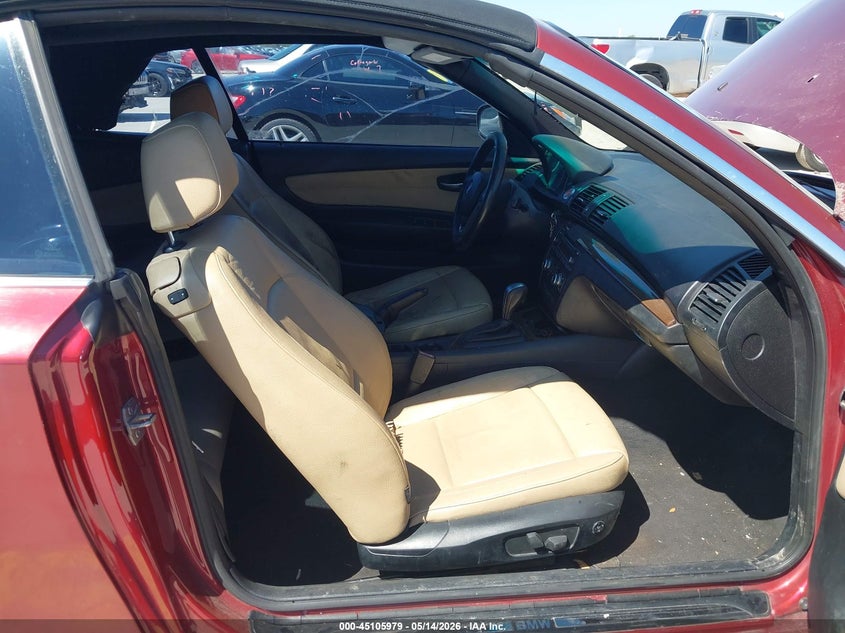 2013 BMW 1er VIN WBAUL7C51DVU08442 IAAI salvage auction — FRONT & REAR, Wait Title, sold $675 on 2026-08-19 (photo 5)